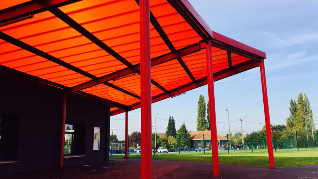 Ecole Joliot Curie - Avion (62) FR | AkyVer® Connect 16 Multiwall Polycarbonate Connectable System Cladding | Architect: Guedes Monai Architecte