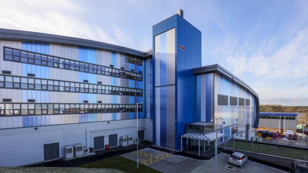 STFC Didcot - Oxford (UK) - AkyVer® Panel Multiwall Polycarbonate Cladding - Clip-on System